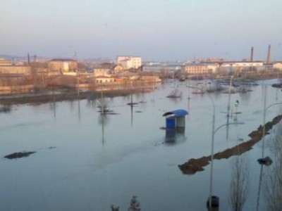 Көкшетауда 6 үй, 12 ауланы су басты (видео).