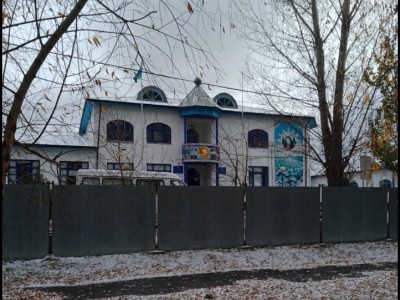 Балалар үйінің басшысы жол жөндеуге бөлінген ақшаны жымқырған.