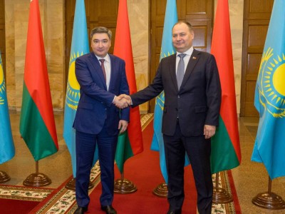 Қазақстан мен Беларусь премьер-министрлері сауда-экономикалық ынтымақтастық мәселелерін талқылады.