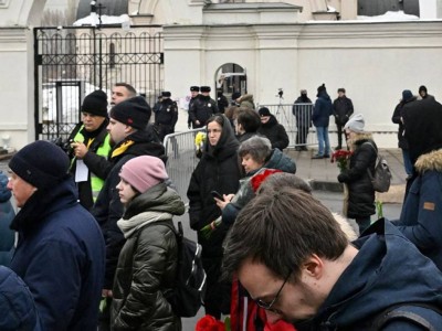 Мәскеуде бүгін саясаткер Алексей Навальныйды жерлеу рәсімі өтеді.