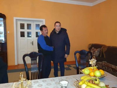 Әжетхана хикаясы: Полицей мұғалімнен кешірім сұрады.