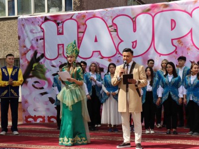 Халықаралық инженерлік-технологиялық университеті әз-Наурыз мейрамын тойлады.