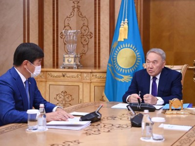 Назарбаев Байбекті қабылдады.