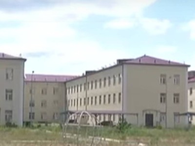 Қарағандыда ерекше балаларға салынған жаңа мектеп қирап жатыр.