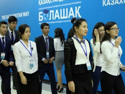 Елімізде мәдениет және спорт қызметкерлері енді «Болашақ» стипендиясын алады.