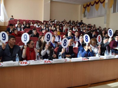 Болашақ журналистер Қарағандыда бақ сынасты.