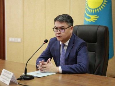 Серік Шәпкенов Атырау облысының әкімі болды.