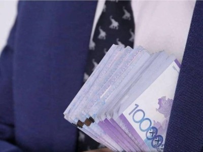 Орынбасары тергеуге алынған Атырау әкімі отставкаға кете ме?.