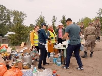 Абай облысындағы өрт. 125 ерікті көмек көрсетіп жатыр.