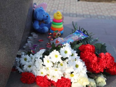 Таразда өрттен қаза болған бес баламен қоштасу рәсімі өтті (фото).