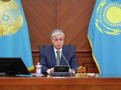 Президент қаза болған адамның отбасына көңіл айтты.