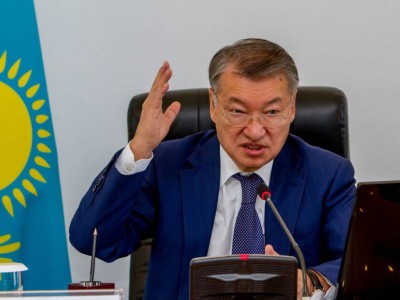 Тоқаев Ахметовтің өкілеттігін тоқтата ма?.