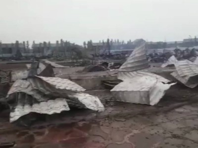 Алакөлде өрттен зардап шеккен кәсіпкерлер талап қойды.