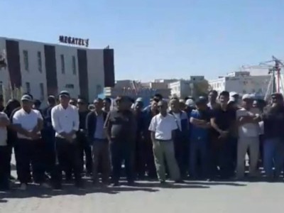 Жаңаөзенде халық митингіге бүгін де шықты (видео).