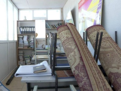 Ақтөбеде алтын кеніші бар ауыл төрт бөлмелі үйді мектеп қылып отыр.