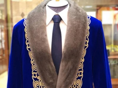 Алматы әкімдігі шапан мен картина алу үшін 20 миллион теңге жұмсаған.