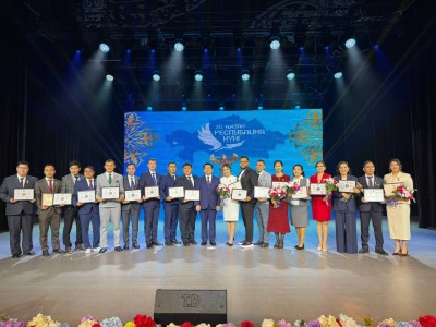 ЕЛОРДАНЫҢ ҮЗДІК ПЕДАГОГТЕРІ!.