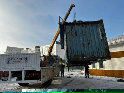 Астанада заңсыз салынған 32 дүңгіршек бұзылды.