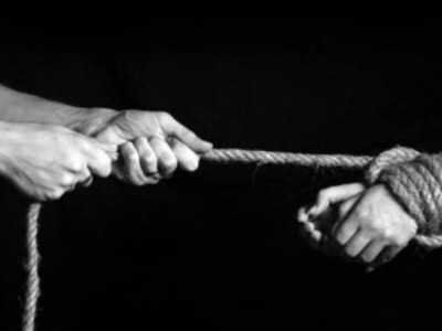 Адам саудасына байланысты қылмыстар қылмыстық жауапкершілікке тартылады.