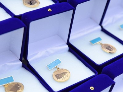 Қазақстанда «Алтын белгі» алған түлектердің саны рекордтық көрсеткішке жетті.