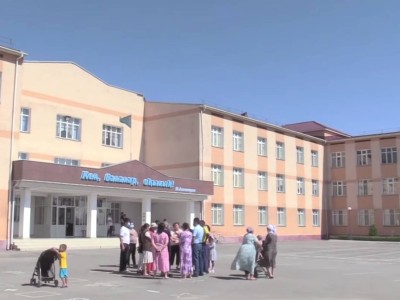 Шымкентте көмір сатты деп айыпталған мектеп директоры қызметіне қайта келді.