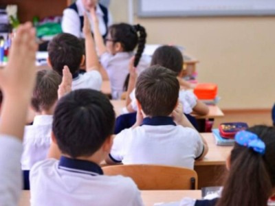 Аймағамбетов: Мұғалімдер вакцинациядан өтпесе, келесі жылы мектептер ашылмайды.