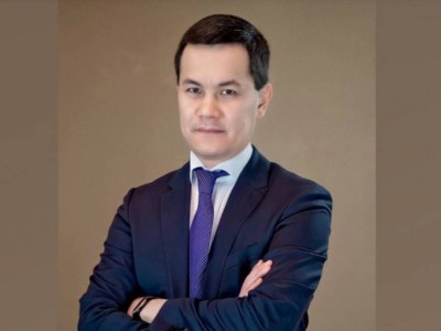 Үкімет Асхат Аймағамбетовтың орынбасарын қызметтен босатты.