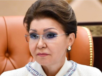 «Осылай болған, болып жатыр»: Назарбаева Лавровтың ксенофобия туралы сөзіне пікір білдірді.
