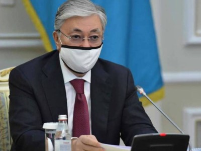 Тоқаев: «Вакцина егу керек, басқа жол жоқ».