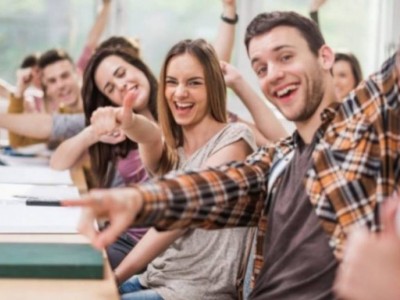 Елімізде студентер жалақысы 2 есеге өседі.