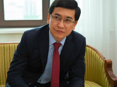 Аймағамбетов коронавирусқа қарсы вакцина салдырды.