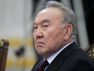 Назарбаев есімі мемлекеттік стипендиядан да алынады.