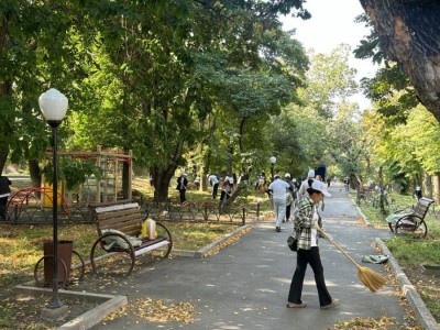 Алматыда қалалық сенбілікте 130 тонна қоқыс жиналды.