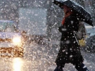 Елімізде наурыз айында қар жауып, жел күшейеді.