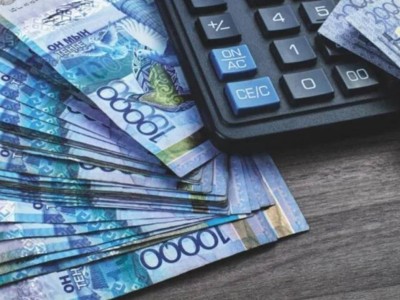 «Қазпошта» қызметкерлері мұғалімнің ақшасын жұмсап жіберген.