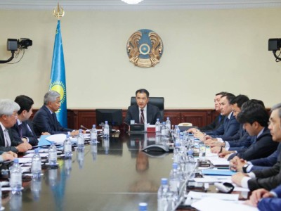 Бес баланың қазасы: бір шенеунік жұмысынан кетіп, бірнеше шенеунікке қатаң сөгіс жарияланды.