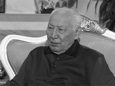 COVID-19-дан қайтыс болған академик қоштасу рәсімін бір жылдан кейін өткізуді өсиет етіп кеткен.
