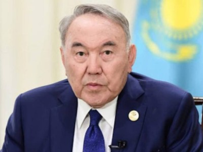 Назарбаев: Революция, соғыс деп жүрсек ел дамымайды.