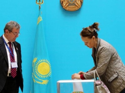 «Билік президент сайлауы кезіндегі тәуелсіз бақылаушылар қарсылығынан сабақ алды «.