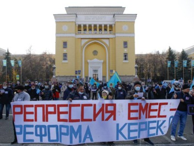 Қазақ тілінде сөйлейтін ұлтшылдар митинг өткізе алмай ма?.