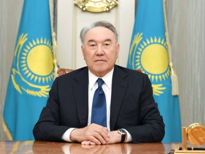«Елбасы тезірек айықсын, жақында мерейтойын тойлаймыз ғой».