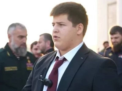 Шешенстанда республика басшысының кәмелетке толмаған ұлы Адам Қадыровтың үйлену тойы өтіп жатыр.