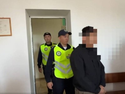 Полицейлерге қарсылық көрсеткен Қонаев тұрғыны 7 тәулікке қамалды.