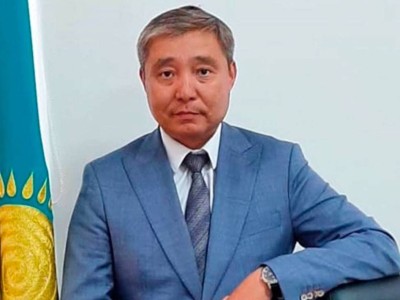 Риддердің бұрынғы әкімі 2 млрд теңге жымқырғаны үшін 8 жылға сотталды.