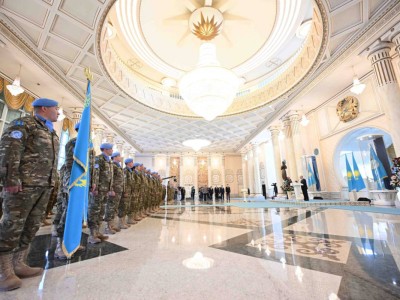 Мемлекет басшысы Голан жоталарынан оралған бітімгерлерді марапаттады.