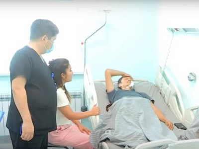 Шымкентте жолақысын төлеуді талап еткен автобус жүргізушісін аяусыз ұрып кеткен.