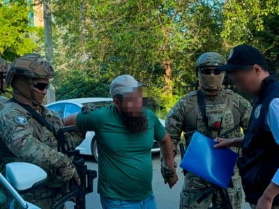 Оралда кәсіпкерлерден ақша бопсалаған қылмыстық топ ұсталды.