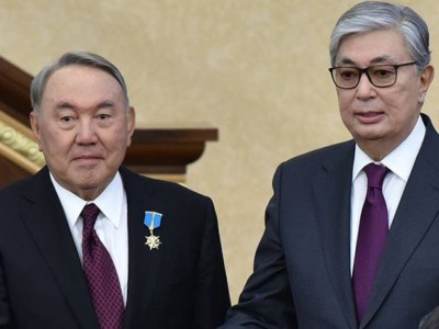 Назарбаев реформа жасау міндетін Тоқаевқа беріп отыр.