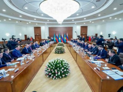 Қазақстан мен Ресей жүк тасымалы үшін жаңа жолдар салуда.