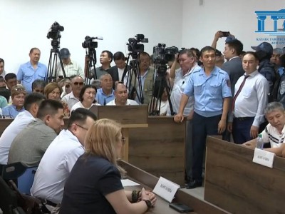 Шерзат Полат ісі бойынша сотталған адамның туысы соттағы тәртіпсіздігі үшін жазаланды.